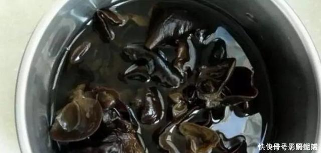 33岁男子，突然晕倒，2个月后离世，这东西闻着越香，其实越毒