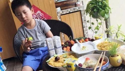 孩子|中国式“糊弄”早餐悄然兴起,很多孩子天天吃,妈妈却丝毫没察觉