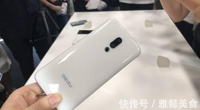 iphone7|公认耗电最快的四款手机,我劝游戏党们千万别入坑