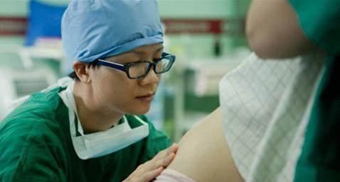 尴尬|婆婆陪儿媳产检被医生支开,随后医生问了一个问题,孕妈尴尬不已