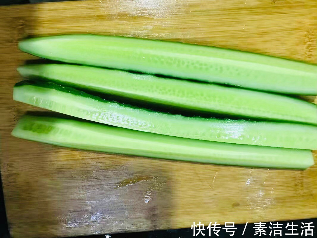 黄瓜|海蜇头这么一拌太好吃了，酸辣脆爽，端上桌抢着吃