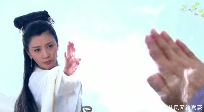 金庸笔下最蠢的4位女子,都有顶尖武功,却因爱上渣男得悲惨结局