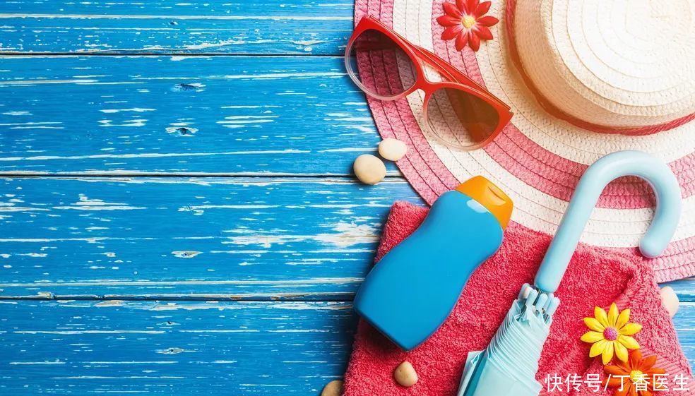 吊带|吊带印、短袖印太尴尬？两招让皮肤亮回来！