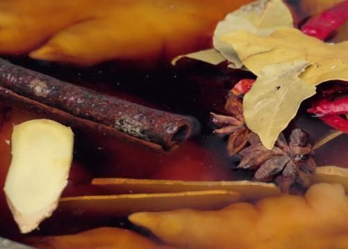 想吃|分享红焖猪蹄的美味做法,软烂入味,鲜香营养,吃了一次还想吃