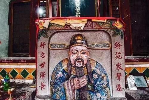 福建这座李氏大祠堂，始建于1836年，被誉为“客家第一祠”