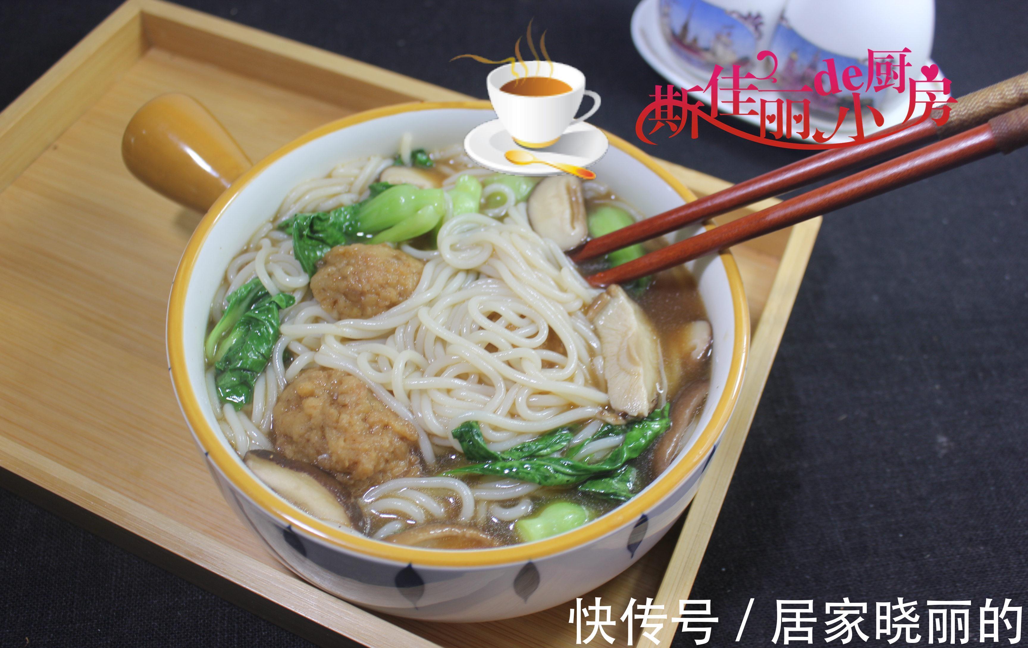 早起五分钟做好的早餐,简单营养又美味,五块煮一锅全家吃个精光