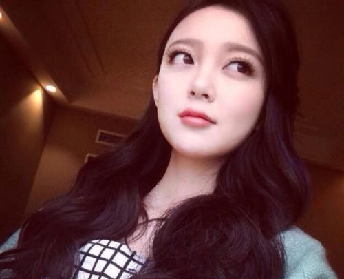 十年前拿下“选秀冠军”,本以为会从此大火,却怎么也捧不红?