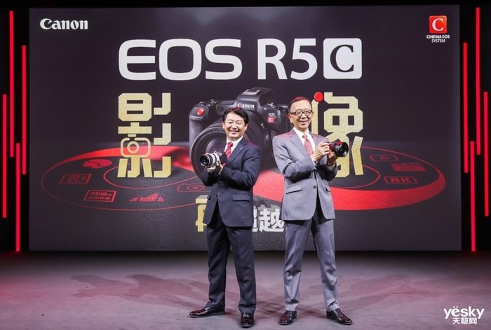 r支持8K 60P RAW内录 佳能EOS R5 C数字电影摄影机发布