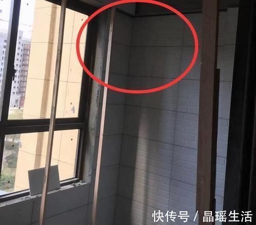 瓷砖|家装阳台瓷砖要铺到顶么?听完老师傅一番话我顿时后悔了