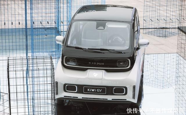 周宸宸|谁说车大才好看？6款时尚配色，未上市的KiWi EV颜值先火