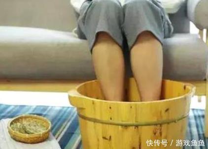 胜过|正确泡脚，胜过补药？坚持泡脚的人，或能收获这些好处