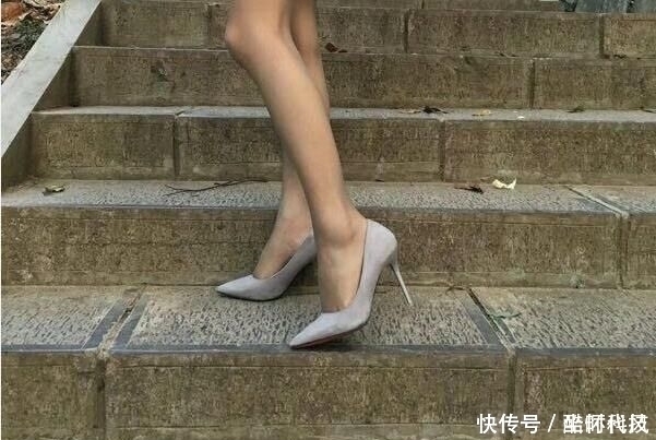 女人 最流行的个性细跟鞋,轻松彰显女人的优雅气质