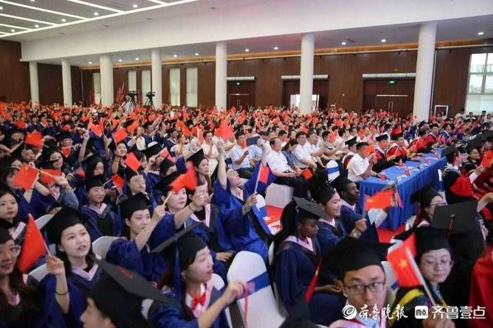 硕士学位|山师大两千多名博士硕士毕业！获得师长满满祝福