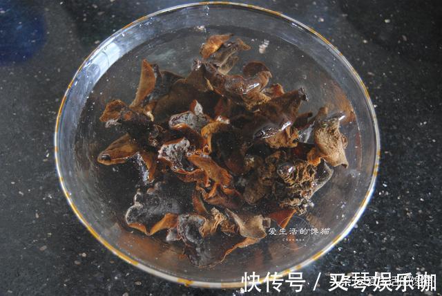 花生油|木耳这样炒,爽脆可口,比肉香,清洗肠胃,美容养颜,越吃越香