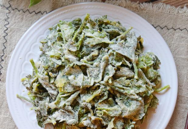 芹菜叶|吃芹菜为何不吃叶子你了解其中的真相吗为了健康不妨了解下