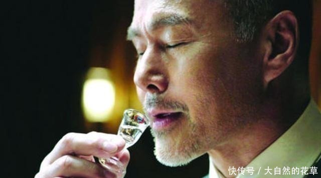 名酒&现场请著名书法家刘玉杰先生写“和气致祥”四尺整张!气势恢弘