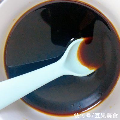 蜂蜜|这道照烧鸡腿面拍照发到朋友圈，都在夸我厨艺高