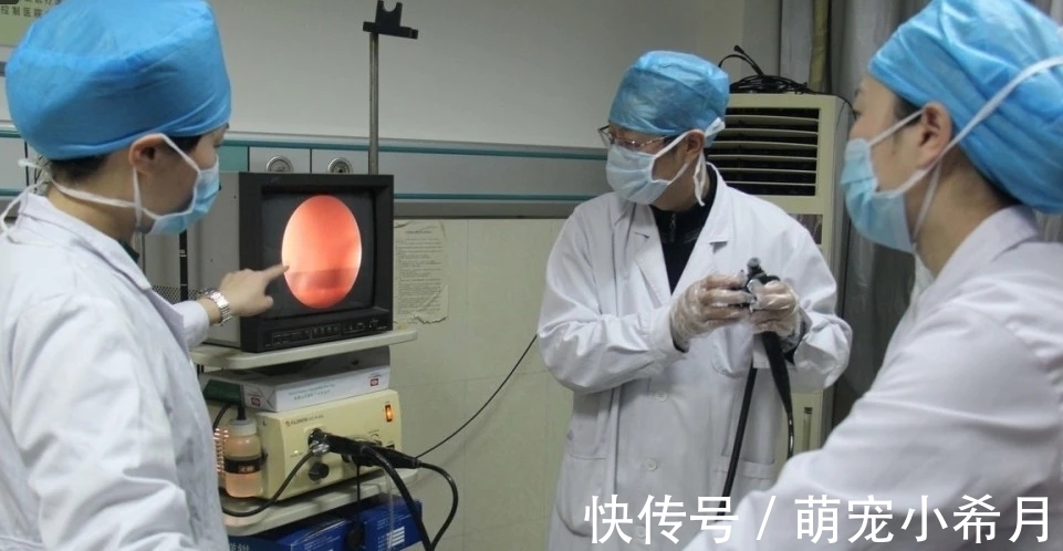 确诊|45岁男子确诊胃癌离世，生前不沾烟酒，却把这1种“素菜”当“饭”吃