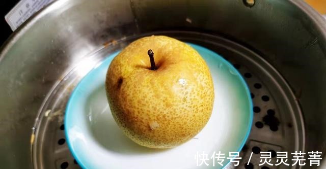 小编建议|冬季,梨和它是绝配,每天坚持喝一次,喉咙舒服不咳嗽,别不懂喝!