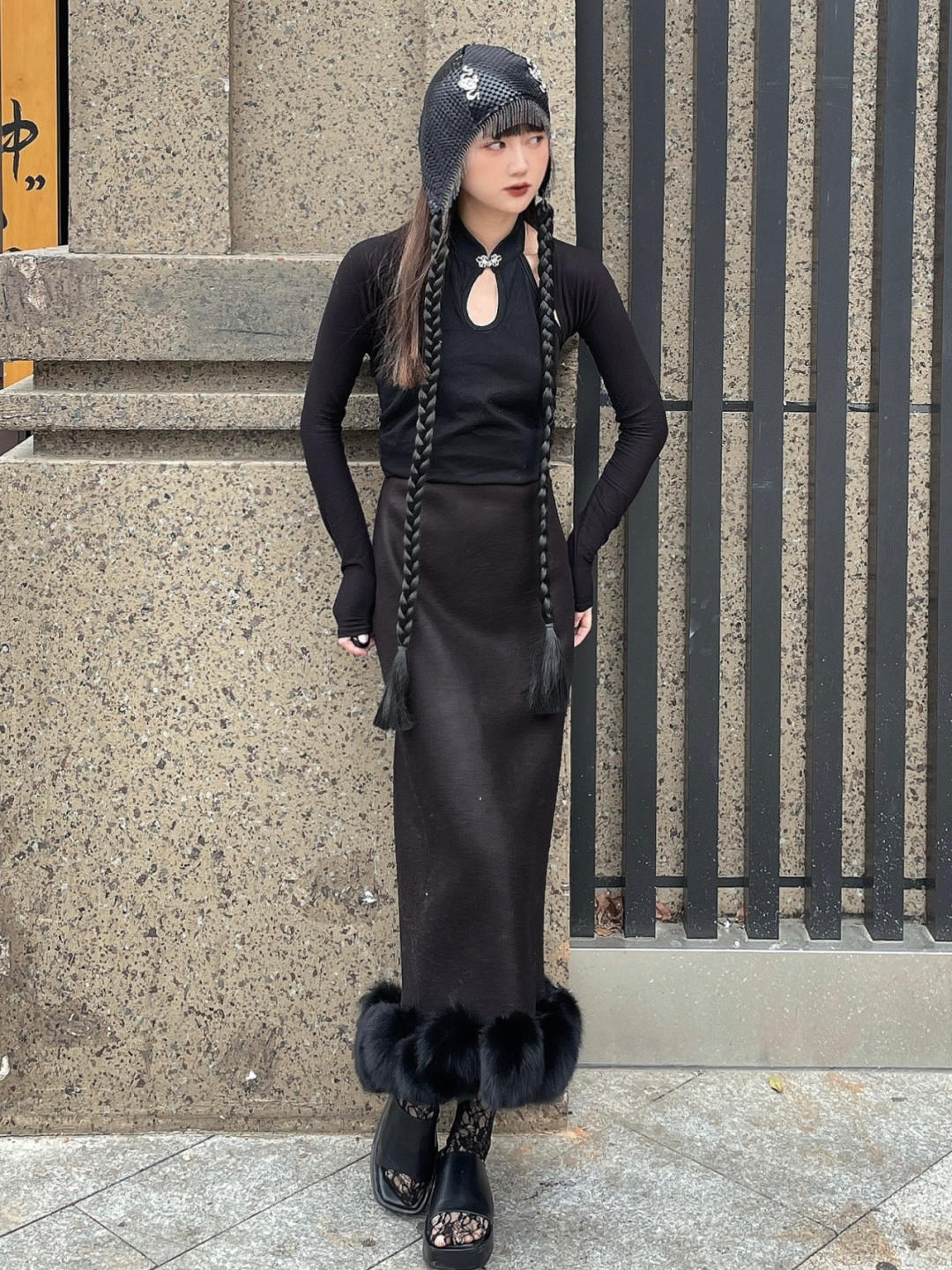 百褶裙|精致女孩试试这6款“小黑裙”吧,选对款增添回头率,百搭又耐看!