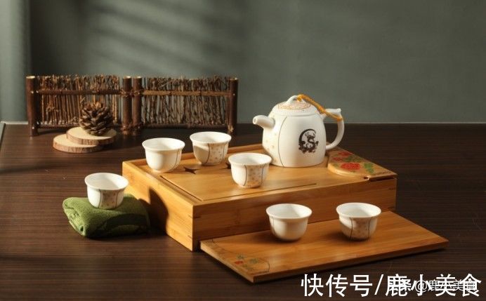 喝茶|一年能喝掉25万吨茶，比福建人还能喝，广东人到底有多爱喝茶？