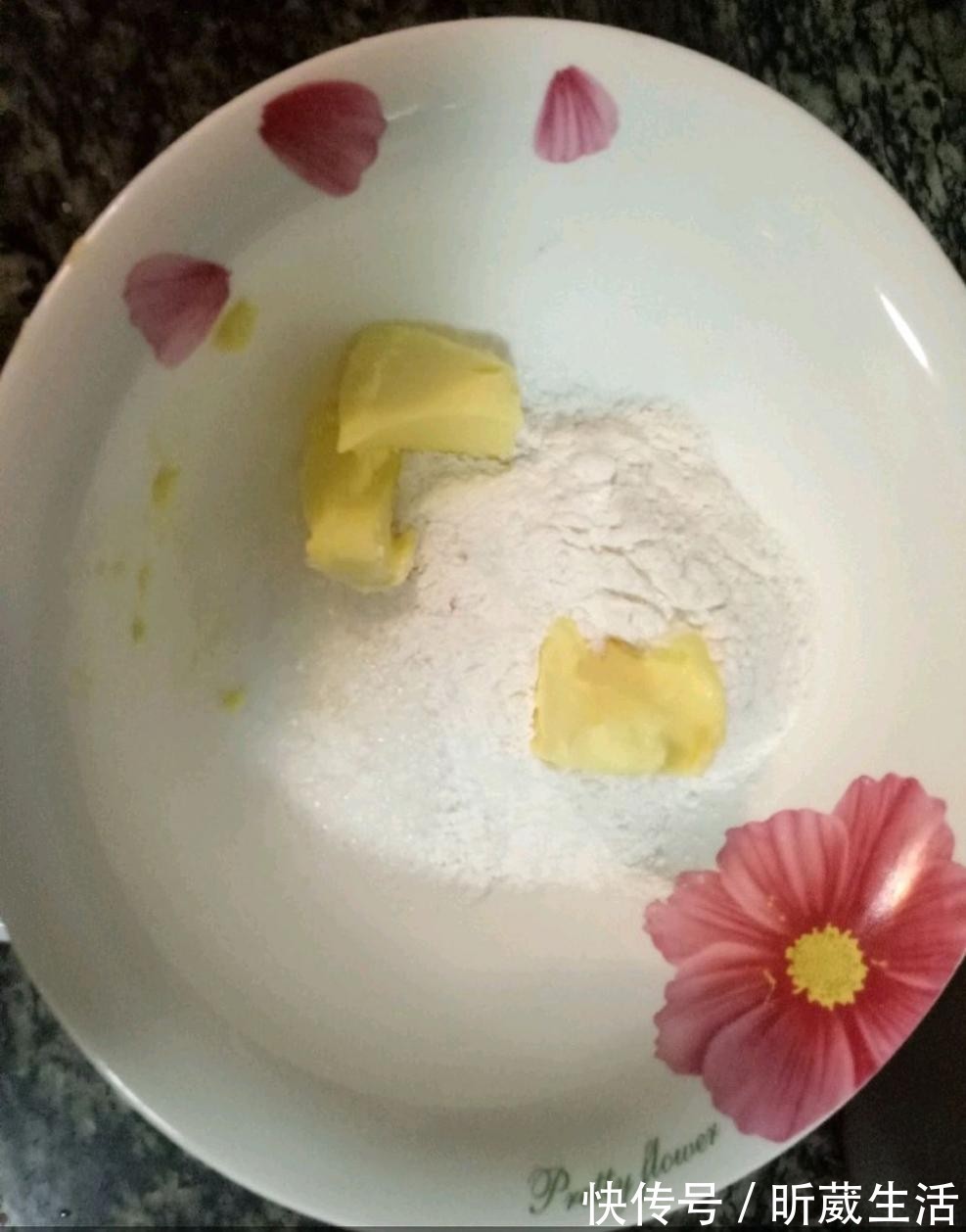 蛋糕体|不用打发,简单几步就能做好的小甜点,大人孩子都爱吃