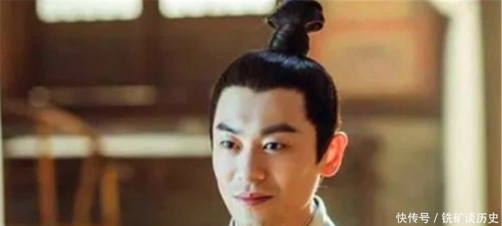 皇位|朱棣可以把皇位直接传给朱瞻基么?朱高炽架起来不违法吧?