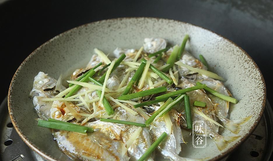 秋天遇到此鱼别手软，纯野生非人工养殖，鲜嫩好吃，40元一斤也值了