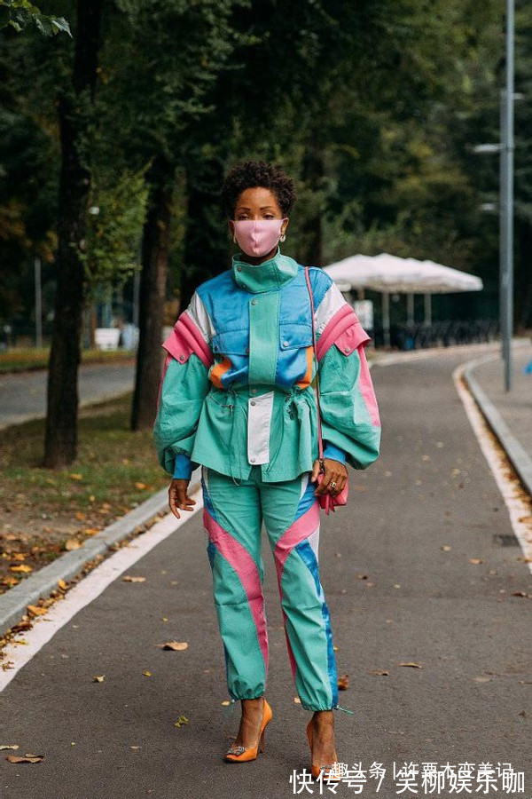 鞋子 女人过了50岁,建议少穿高跟鞋多穿这3种鞋,时髦舒适还百搭