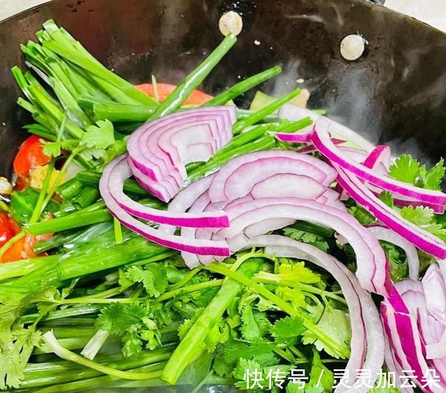 炒长菜——妈妈的创意菜,一盘吃足12种食材,零难度花样蔬菜做法!