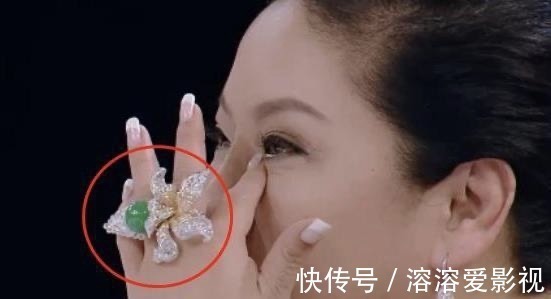贵气 向太真壕,脖子上8千多万的钻石不算什么,祖母绿钻戒都不止一颗