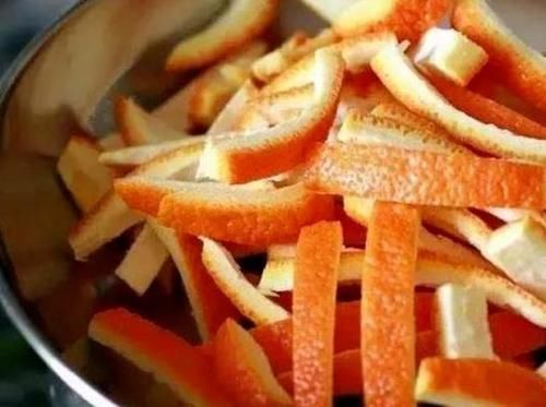 土壤|盆栽土干裂甭急着换,1周喂1次它,1个月就变松,养啥爆啥