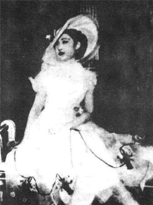 小姐|迷倒少帅张学良的“赵四小姐”到底有多美