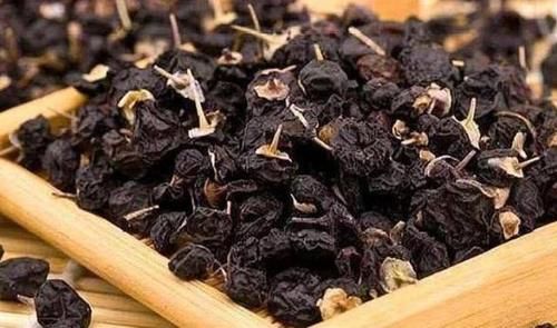 食物|对身体很好的3种食物，平时经常吃，补血养气，延缓衰老