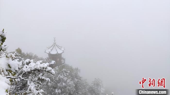 古刹|雪浴“道源圣地”崆峒山：古刹白雪墨泼若仙境