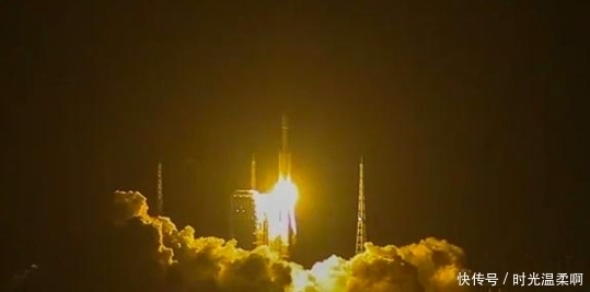 飞船 2次推迟发射之后,中国天舟二号成功升空,天和机械臂将捕获飞船