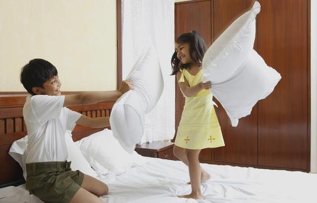 二胎政策|国内首例“五胞胎”,18年过后那些孩子过得如何?现状一言难尽