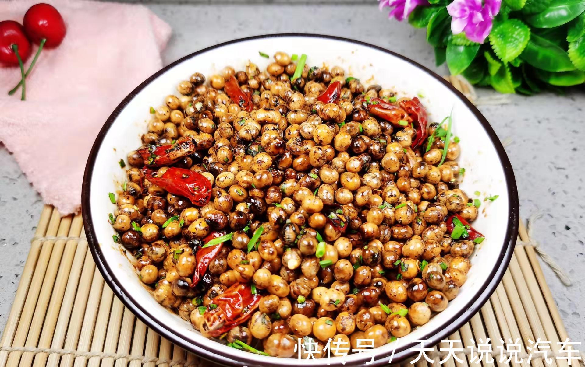 市场碰到黄豆不要错过,买来一炒一泡,香酥入味,随吃随取,方便