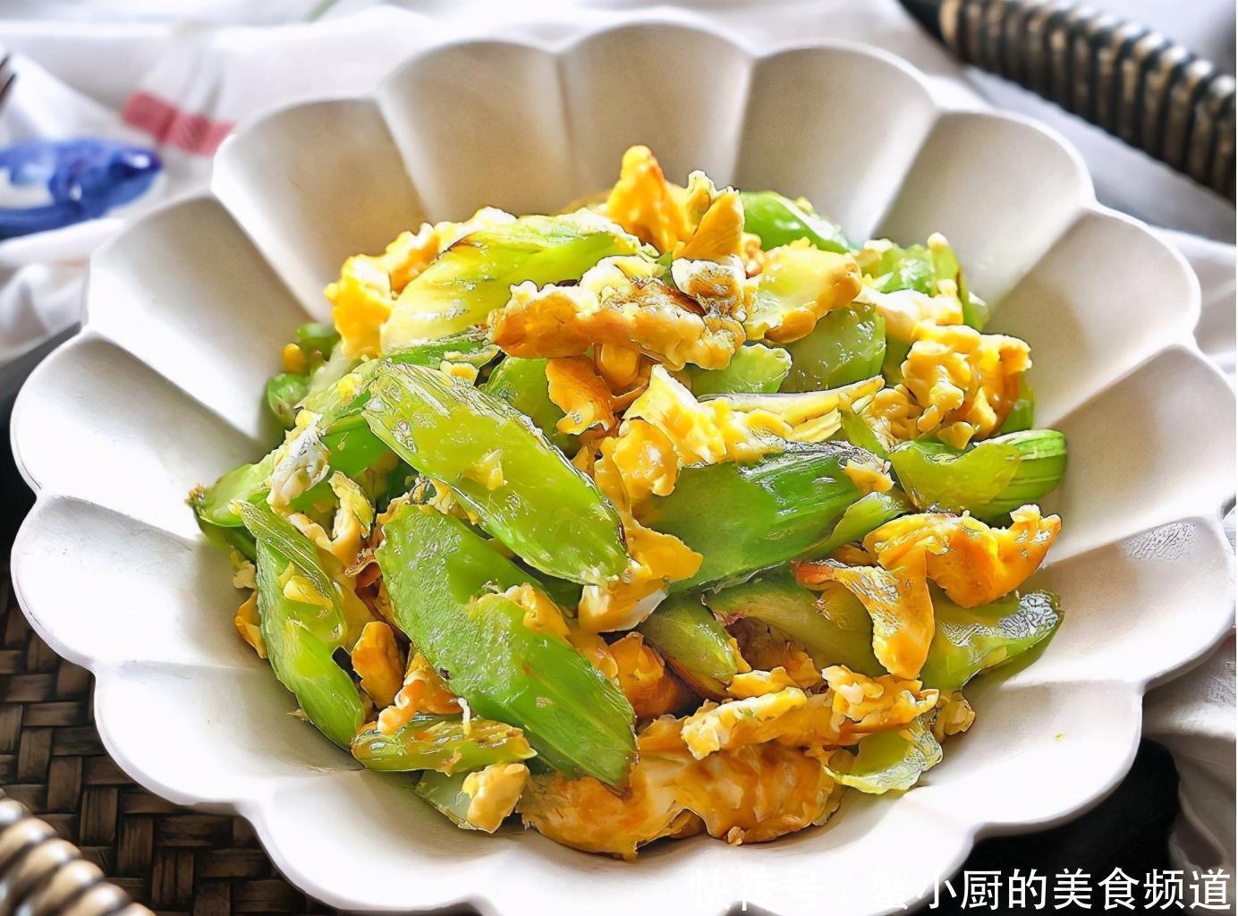 鸡蛋|冬天,吃韭菜豆角不如吃它,补充纤维和维生素,好吃不上火