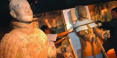 愤青|日本愤青将中国兵马俑打碎,日本连忙赔钱道歉,中国的回应很霸气