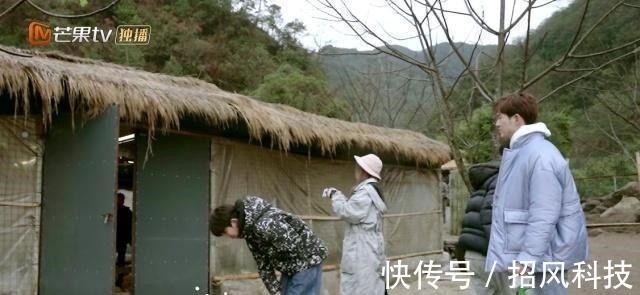 节目组失误关掉滤镜，王源满脸痘颜值大跌，杨超越皮肤不如董力！