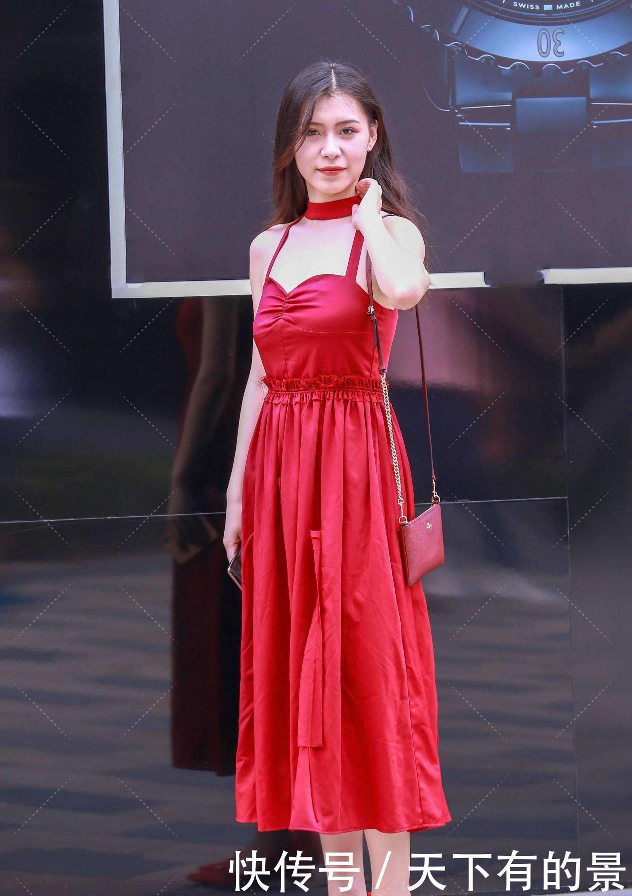 饱和度|红色收腰礼服裙子,优雅大气,打造明朗清新的既视感