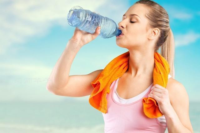 运动|运动后大量出汗喝什么?功能型饮料还是淡盐水