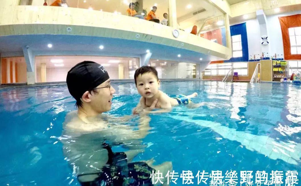 发育|宝宝5岁前接触2类运动过多,反而可能“毁身高”,别不信