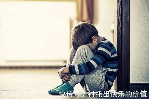 孩子|“节俭”的家长,会让孩子越来越自卑,影响孩子一生的格局