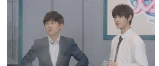 張雨綺|丁程鑫拜師何炅被拒,追到社交平臺自稱徒兒,被網友嘲想紅想瘋了