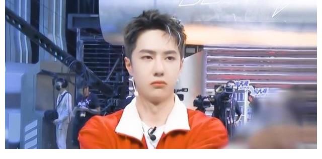 王队长|王一博这就是街舞4,王队长就是帅得特别的,得劲儿!如鱼得水