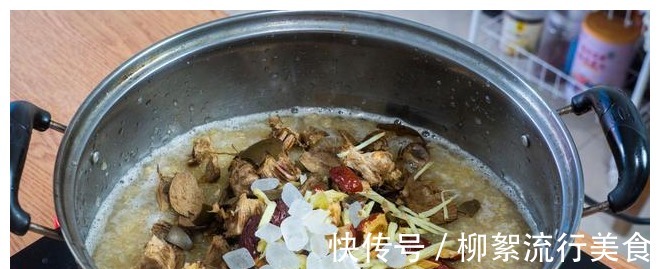 苹果|6款水果的创意吃法，生吃熟吃都有，奇妙搭配，营养翻倍，太香了！