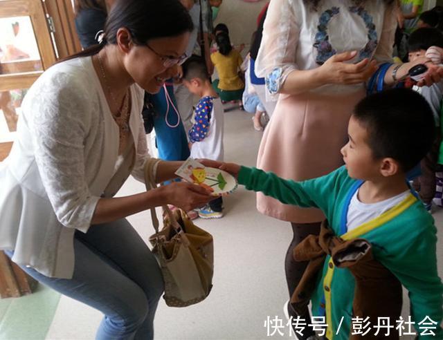 幼儿园|幼儿园里被欺负的往往是4种孩子,家长别不当回事