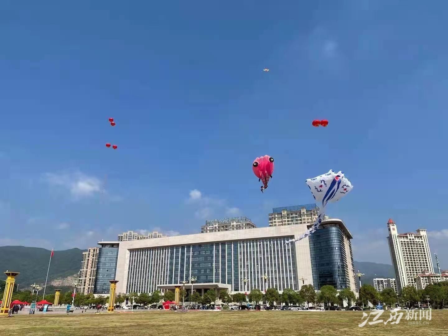 陈双双@好看又好玩！湾里幸福风筝节来了！